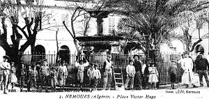1352- Nemours - Place Victor Hugo2